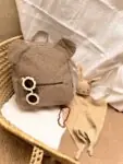 Een baby zonnebril die veiligheid en stijl combineert 3 Teddy rugzakje met naam Taupe