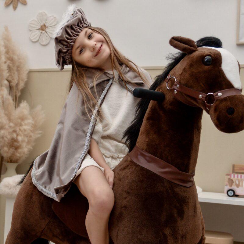 Luxe pietencape taupe met naam